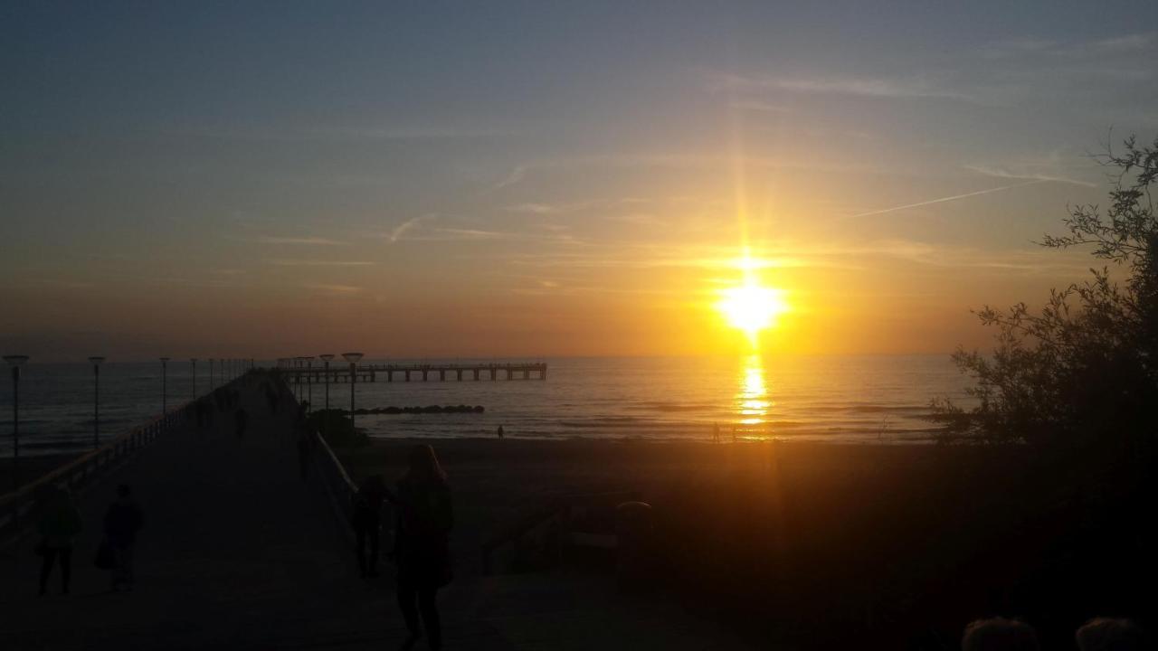 Namai Pas Gintara Hotel Palanga Buitenkant foto